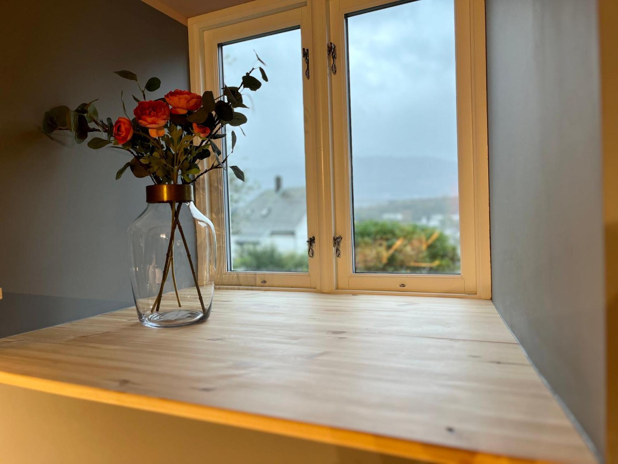 Apartamento Brand New Flat, Parking! Bergen Exterior foto